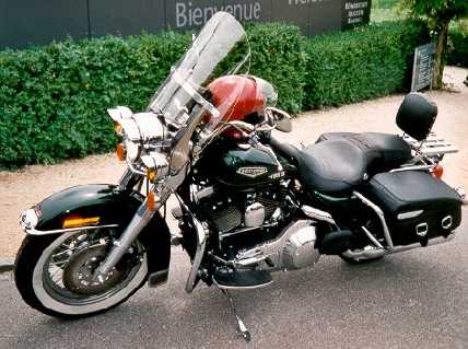 0006 Harley.jpg (27449 Byte)
